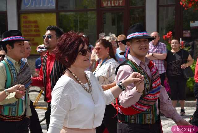 [FOTO] Rynek Świata podczas Festiwalu Folkloru w Strzegomiu