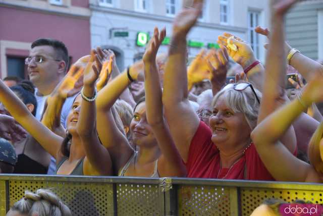 [WIDEO, FOTO] Koncert zespołu Feel na zakończenie tegorocznego Festiwalu Folkloru