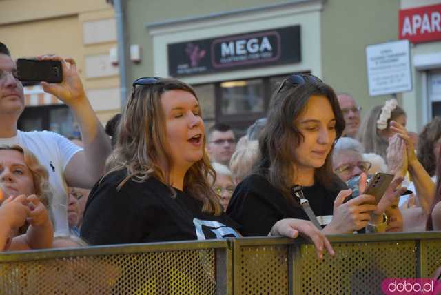 [WIDEO, FOTO] Koncert zespołu Feel na zakończenie tegorocznego Festiwalu Folkloru