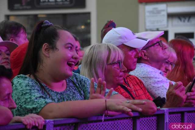 [WIDEO, FOTO] Koncert zespołu Feel na zakończenie tegorocznego Festiwalu Folkloru