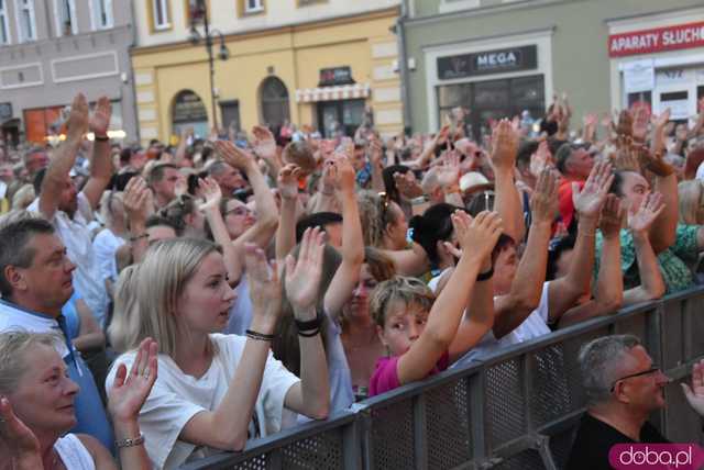 [WIDEO, FOTO] Koncert zespołu Feel na zakończenie tegorocznego Festiwalu Folkloru