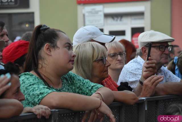 [WIDEO, FOTO] Koncert zespołu Feel na zakończenie tegorocznego Festiwalu Folkloru