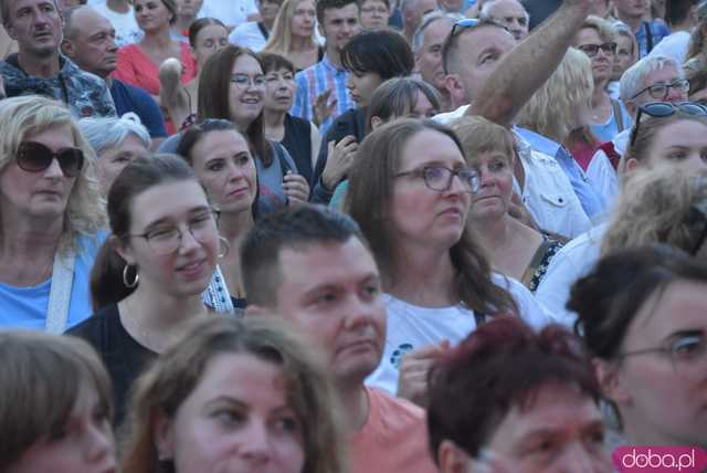 [WIDEO, FOTO] Koncert zespołu Feel na zakończenie tegorocznego Festiwalu Folkloru