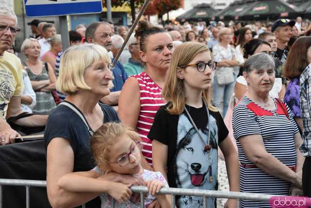 [WIDEO, FOTO] Koncert zespołu Feel na zakończenie tegorocznego Festiwalu Folkloru