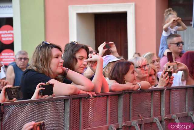 [WIDEO, FOTO] Koncert zespołu Feel na zakończenie tegorocznego Festiwalu Folkloru
