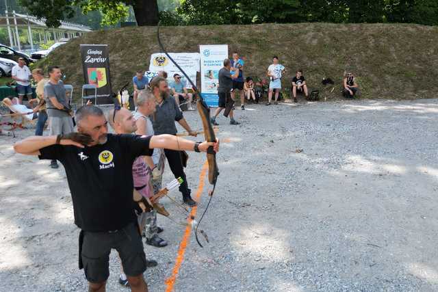 Pasjonaci łucznictwa rywalizowali podczas turnieju w Łażanach i Żarowie [FOTO]