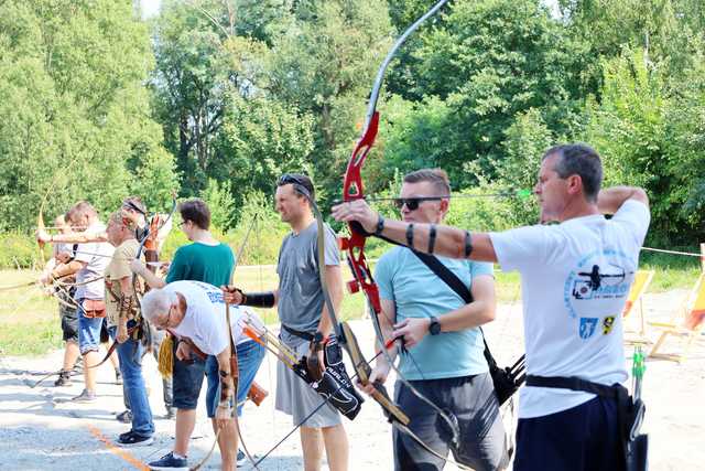 Pasjonaci łucznictwa rywalizowali podczas turnieju w Łażanach i Żarowie [FOTO]