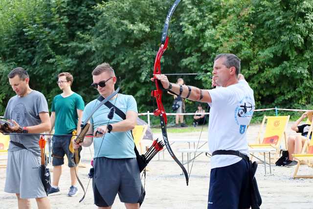 Pasjonaci łucznictwa rywalizowali podczas turnieju w Łażanach i Żarowie [FOTO]