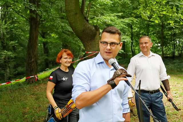 Pasjonaci łucznictwa rywalizowali podczas turnieju w Łażanach i Żarowie [FOTO]