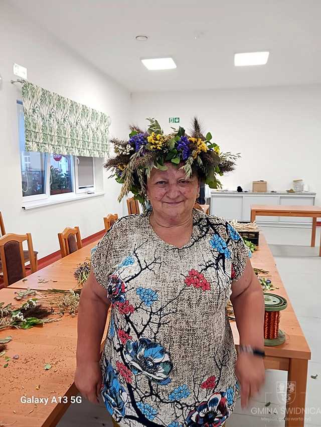 Trwają przygotowania wieńców dożynkowych [FOTO]
