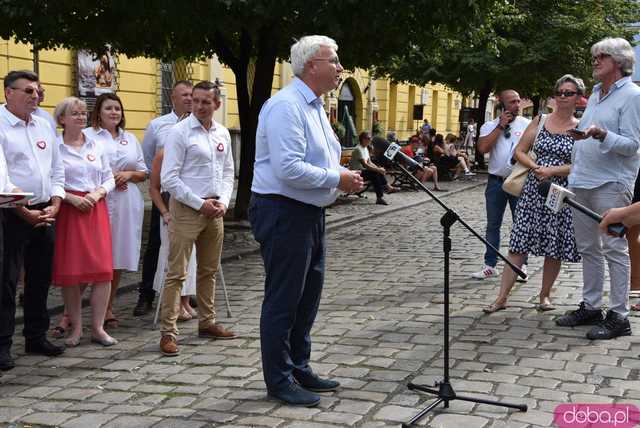 [WIDEO, FOTO] Koalicja Obywatelska przedstawiła kandydatów do Sejmu i Senatu podczas konferencji w Świebodzicach i Świdnicy