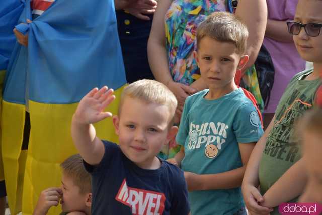 [WIDEO, FOTO] Świętowali Dzień Niepodległości Ukrainy na świdnickim rynku