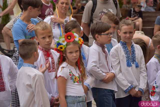 [WIDEO, FOTO] Świętowali Dzień Niepodległości Ukrainy na świdnickim rynku