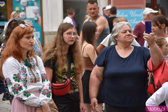 [WIDEO, FOTO] Świętowali Dzień Niepodległości Ukrainy na świdnickim rynku