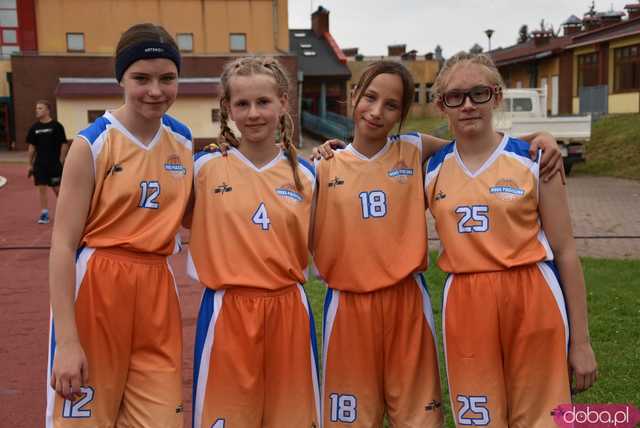 [FOTO] Zacięta rywalizacja i świetna zabawa podczas Domino Streetball Cup 