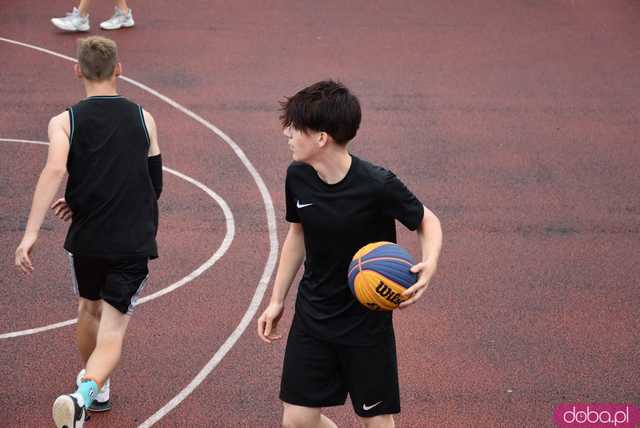 [FOTO] Zacięta rywalizacja i świetna zabawa podczas Domino Streetball Cup 