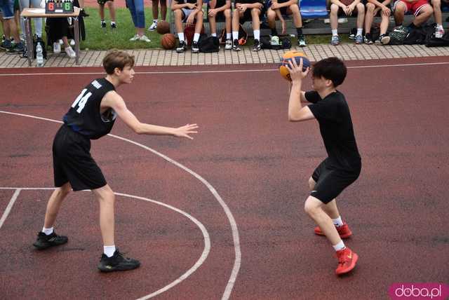 [FOTO] Zacięta rywalizacja i świetna zabawa podczas Domino Streetball Cup 