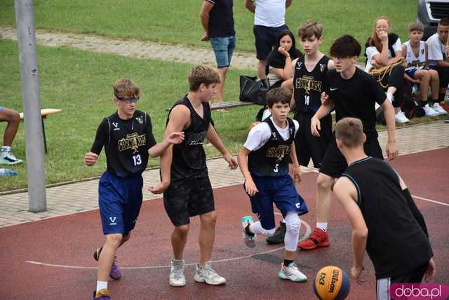 [FOTO] Zacięta rywalizacja i świetna zabawa podczas Domino Streetball Cup 