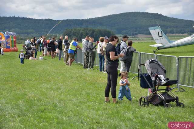 [WIDEO, FOTO] Moc atrakcji na Pikniku Lotniczym w Świebodzicach