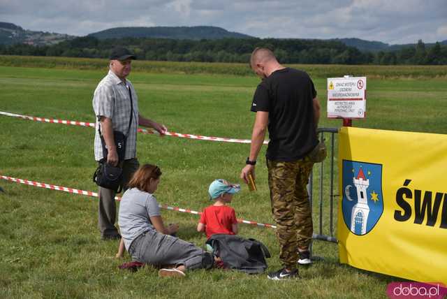 [WIDEO, FOTO] Moc atrakcji na Pikniku Lotniczym w Świebodzicach