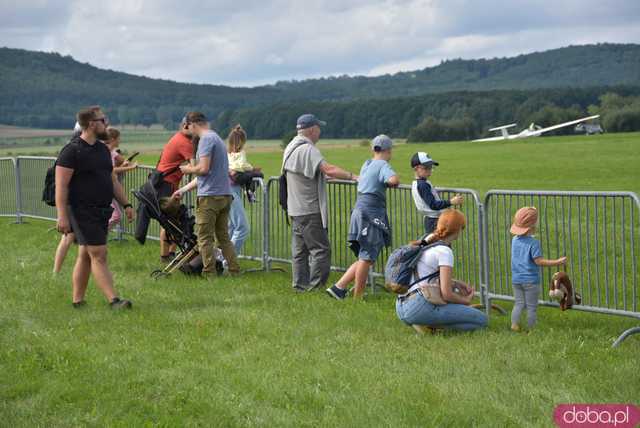 [WIDEO, FOTO] Moc atrakcji na Pikniku Lotniczym w Świebodzicach