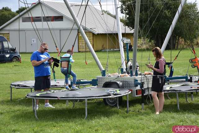 [WIDEO, FOTO] Moc atrakcji na Pikniku Lotniczym w Świebodzicach