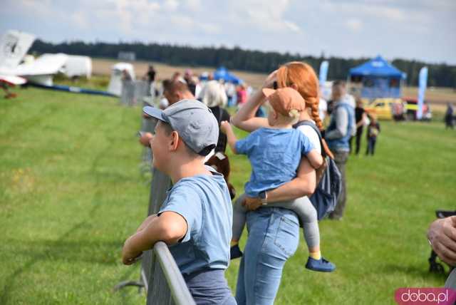 [WIDEO, FOTO] Moc atrakcji na Pikniku Lotniczym w Świebodzicach