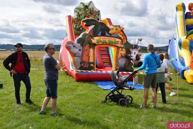 [WIDEO, FOTO] Moc atrakcji na Pikniku Lotniczym w Świebodzicach