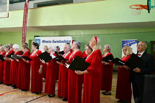 [FOTO] Koncert Operetki Wrocławskiej i Chóru Seniora w Świebodzicach za nami