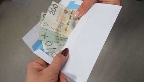 Kolejna ofiara oszustwa na pracownika banku. 39-latek stracił ponad 7 tysięcy złotych