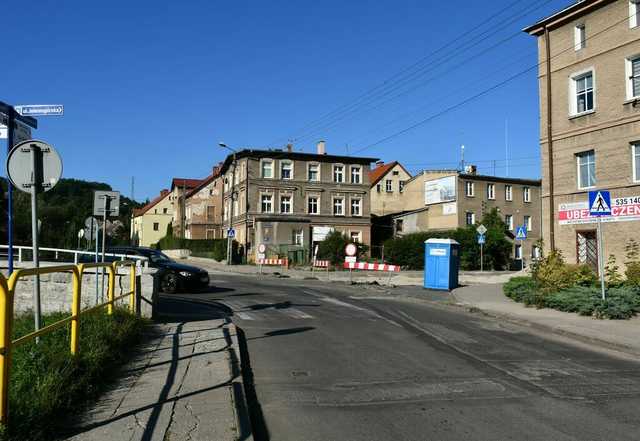 UWAGA! Od piątku zamknięcie dużego skrzyżowania w Świebodzicach. Będą utrudnienia