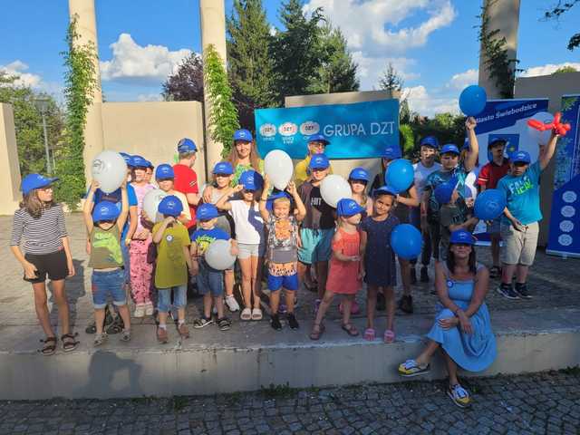 [FOTO] Za nami dwa weekendowe pikniki w Świebodzicach. Pierwszy na zakończenie lata, drugi na pomoc Kubie