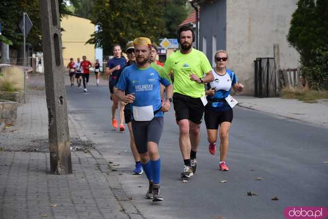 [FOTO] Zawodnicy zameldowali się na starcie! Ruszyły 8. Żarowskie Biegi Strefowe