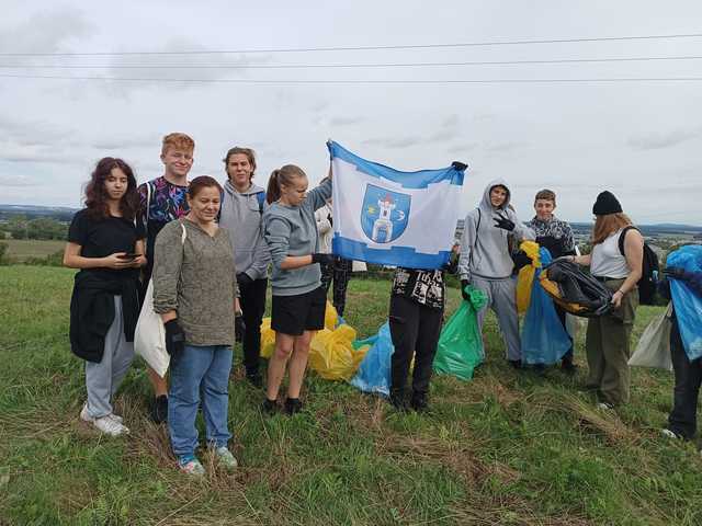 [FOTO] Nie ma Planety B. Mieszkańcy Świebodzic posprzątali miasto