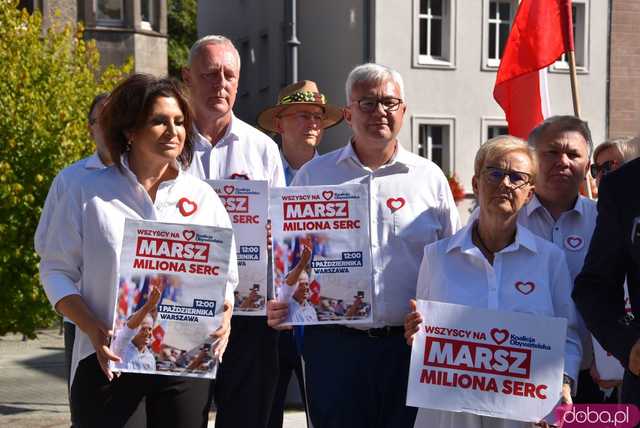 [WIDEO, FOTO] Koalicja Obywatelska zaprosiła na Marsz Miliona Serc w Warszawie