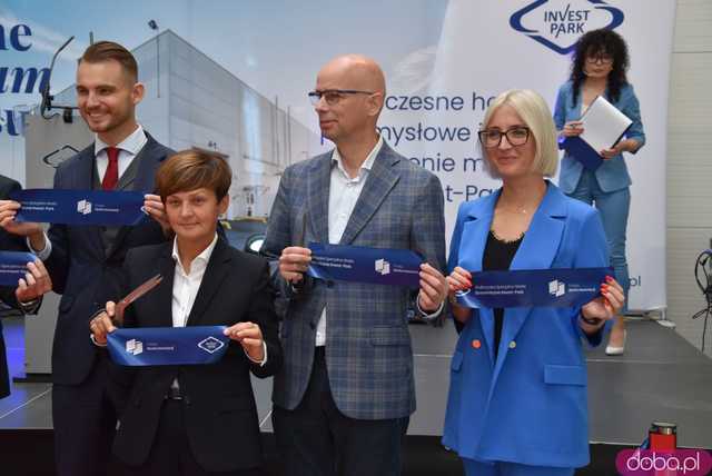 [WIDEO, FOTO] Wstęga przecięta! Lokalne Centrum Biznesu w Jaworzynie Śląskiej oficjalnie otwarte