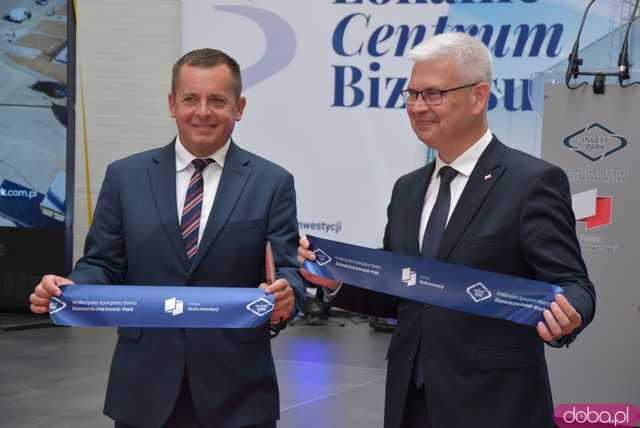 [WIDEO, FOTO] Wstęga przecięta! Lokalne Centrum Biznesu w Jaworzynie Śląskiej oficjalnie otwarte