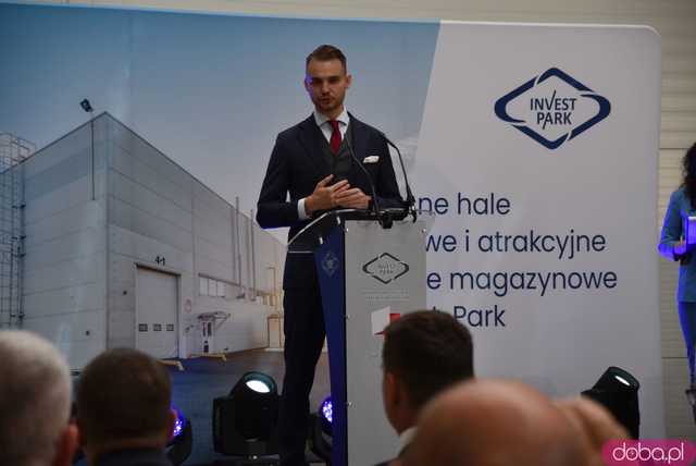 [WIDEO, FOTO] Wstęga przecięta! Lokalne Centrum Biznesu w Jaworzynie Śląskiej oficjalnie otwarte