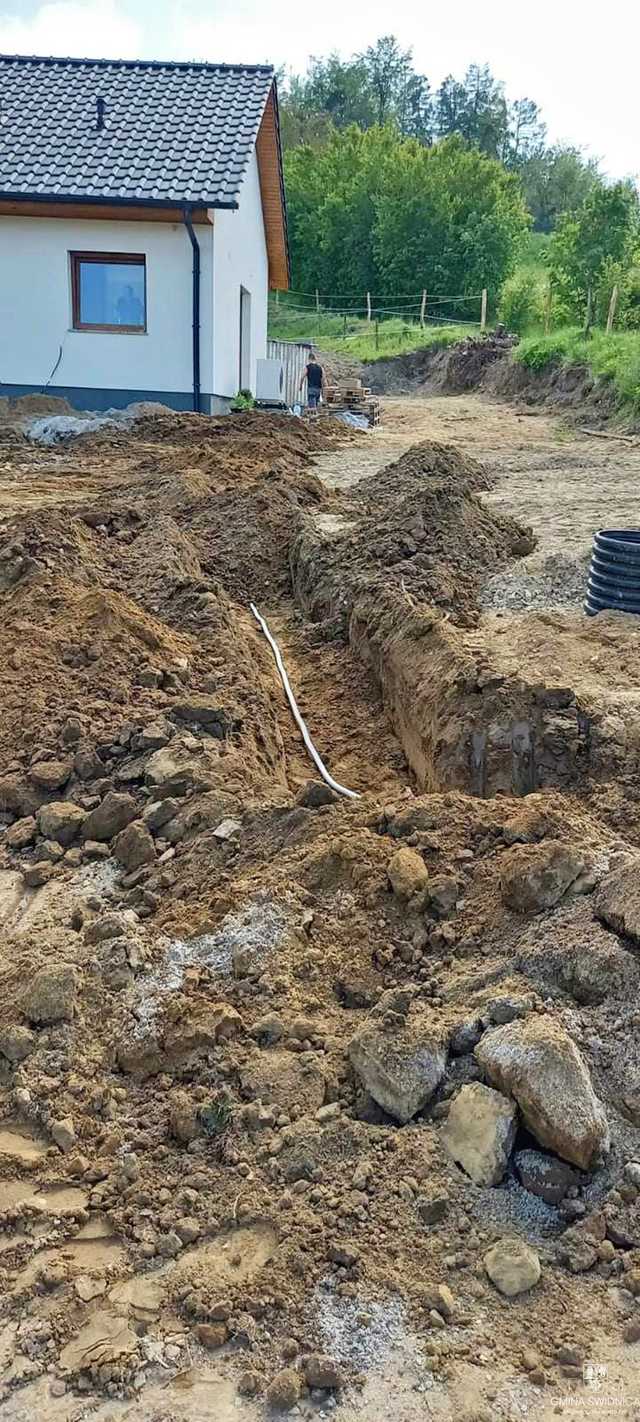 Gmina Świdnica dofinansuje budowę przydomowych oczyszczalni i szczelnych zbiorników bezodpływowych