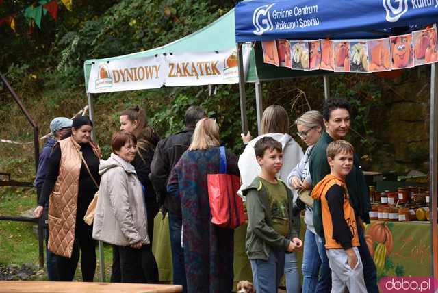 [WIDEO, FOTO] Dyniowe świętowanie w Wierzbnej. Świetna zabawa i pyszne potrawy na 7. edycji Święta Dyni