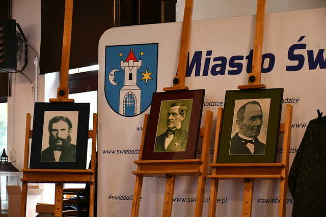 [FOTO] Trzecia edycja Gustavów za nami. Święto Świebodzickich Zegarów przyciągnęło zainteresowanych z całej Polski