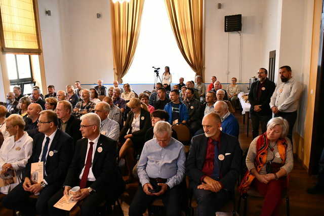 [FOTO] Trzecia edycja Gustavów za nami. Święto Świebodzickich Zegarów przyciągnęło zainteresowanych z całej Polski