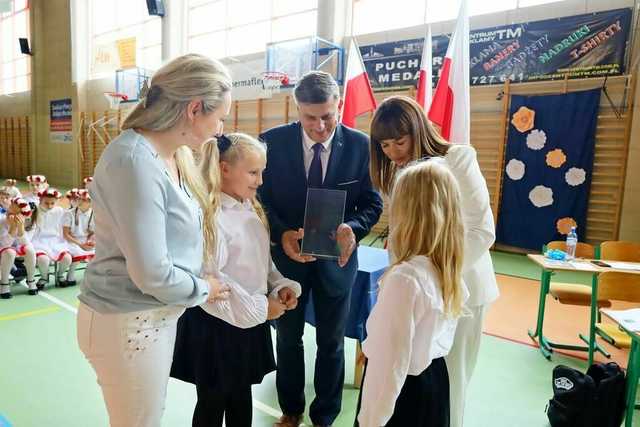 [FOTO] Dzień Edukacji Narodowej w SP Żarów 