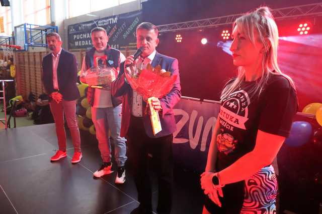 [FOTO] 10 lat zumby w Żarowie. Złożono podziękowania 