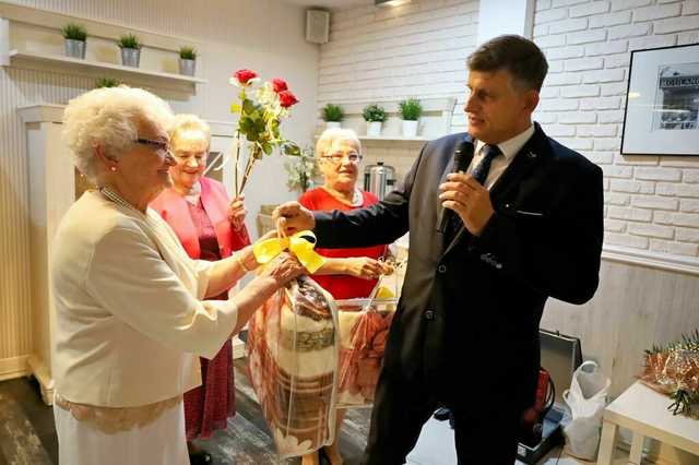 [FOTO] Dzień Seniora w żarowskim Związku Emerytów 