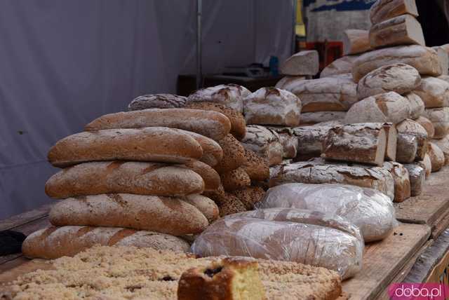 [WIDEO, FOTO] Ostatni dzień Jarmarku Produktów Regionalnych na świdnickim rynku