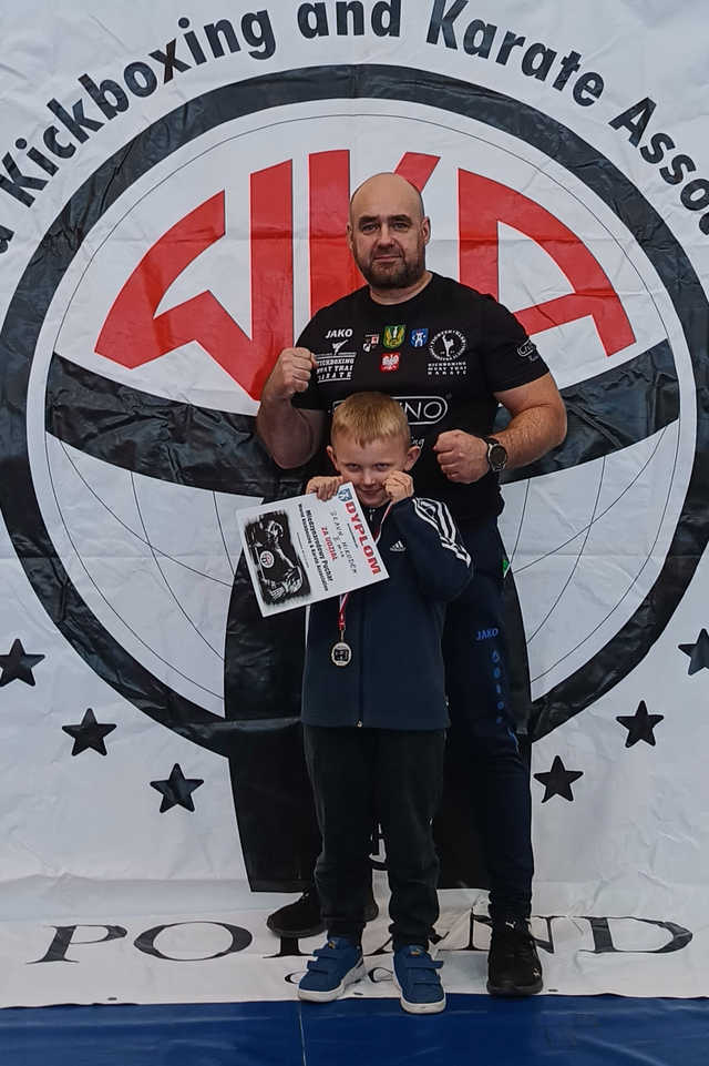 [FOTO] Jaworzyńscy fighterzy wrócili z workiem medali