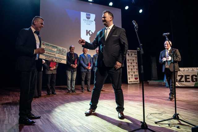[FOTO] Świętowali jubileusz 65-lecia strzegomskiego klubu