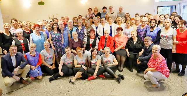 [FOTO] Nowoczesne, kreatywne i ambitne: Gospodynie z gminy Żarów obchodziły Dzień Kobiet Wiejskich