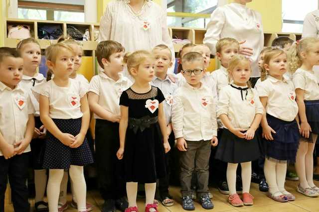 FOTO] Żarowskie przedszkolaki dla niepodległej